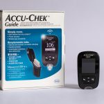 MAQUINA ACCU-CHEK GUIDE
